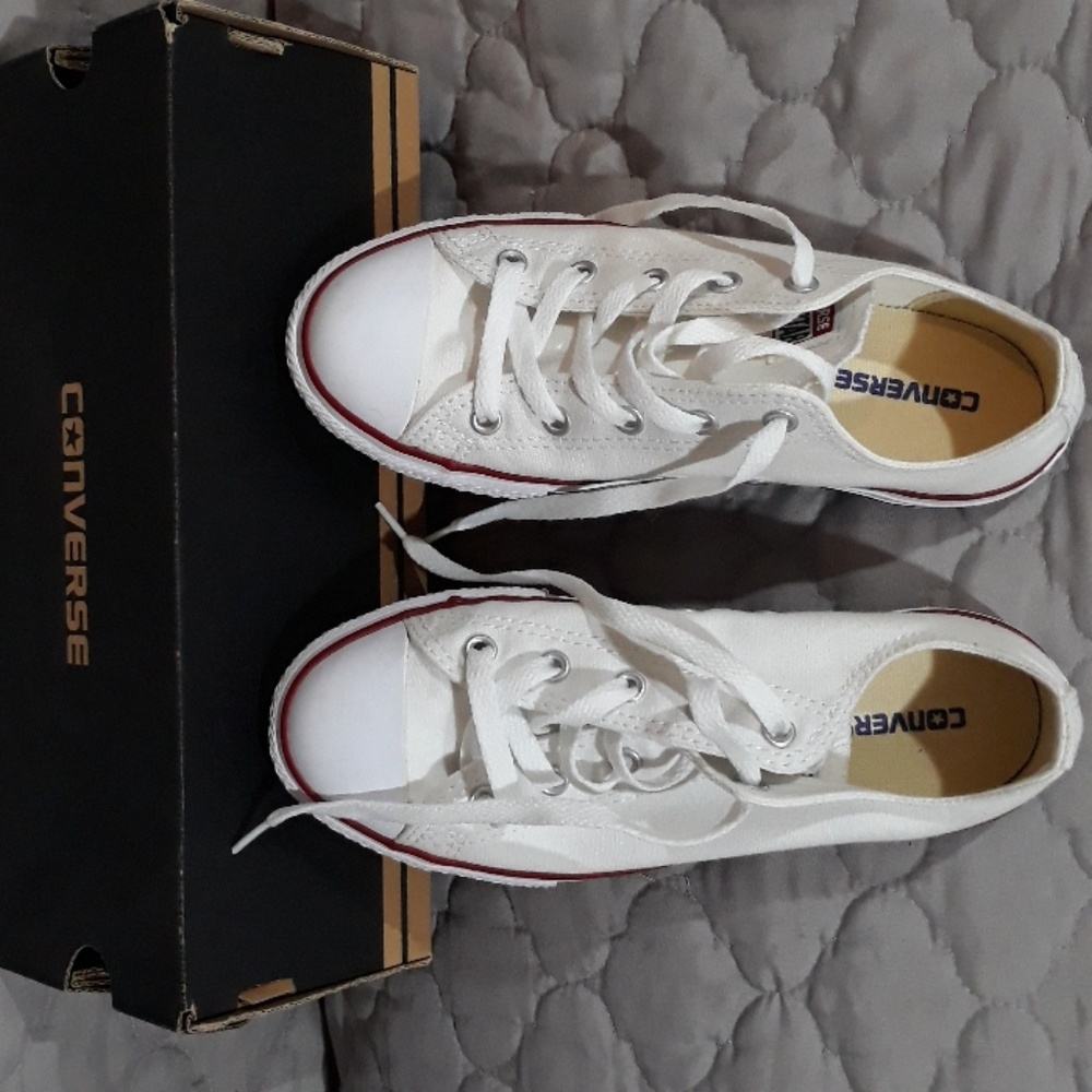Converse all star sneakers _like new